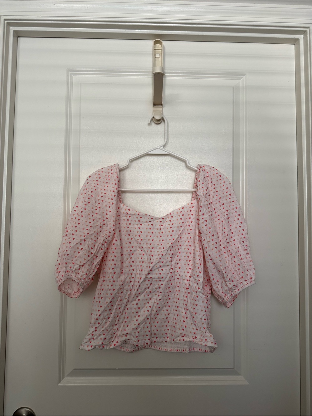Ivy City Co Light Pink Puff Sleeve Heart-Print Top